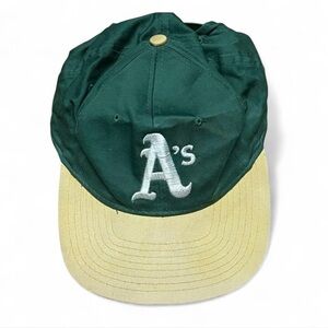Vintage Oakland Athletics A's Official MLB Cap Baseball Hat Adjustable Snapback